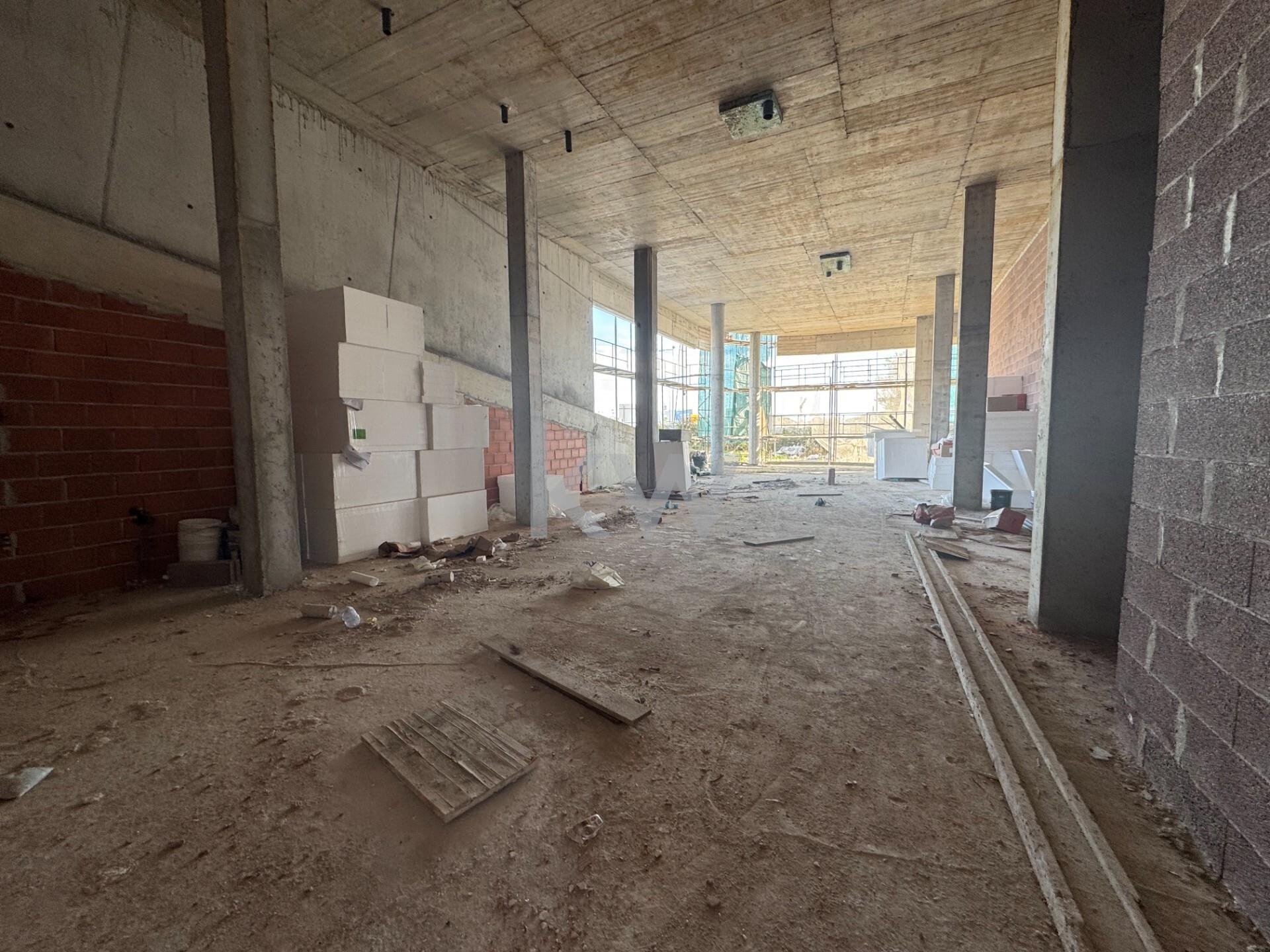 Immobilier Commercial à Vendre à Viseu - Portugal - 1