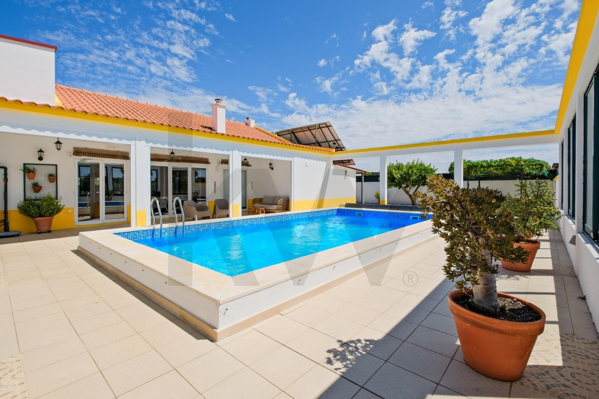 Quinta/Herdade T4 à Venda em Montijo - Setúbal - Portugal - 1