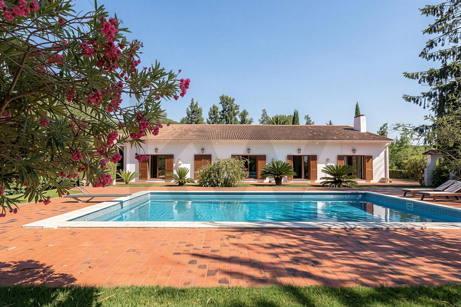 Quinta T5+ à Venda em Setúbal - Portugal - 1