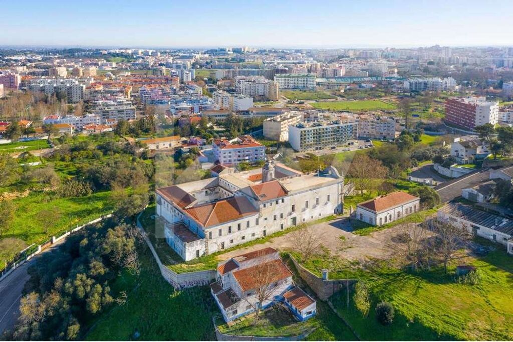 Quinta T5+ à Venda em Setúbal - Portugal - 2