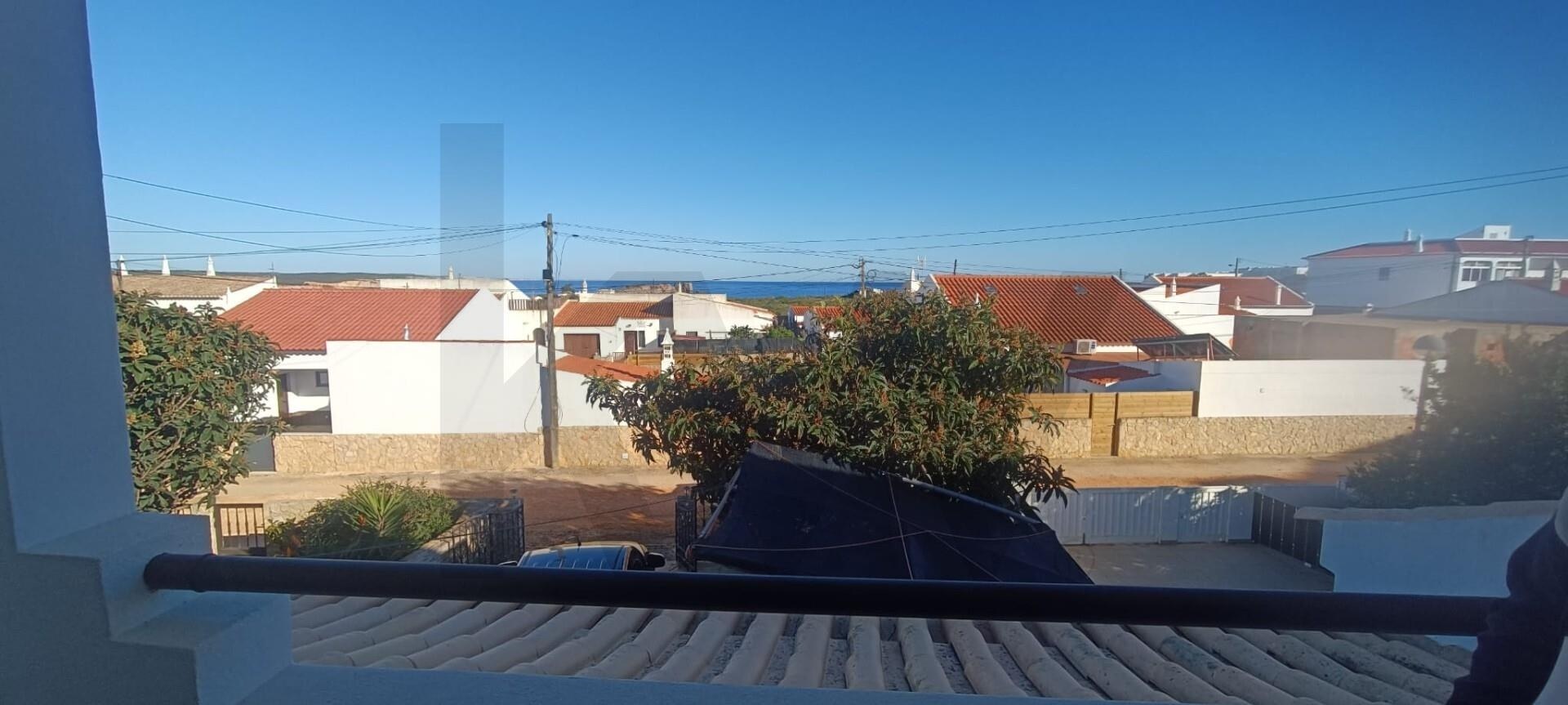 Moradia T4 à Venda em Sagres - Faro - Portugal - 2