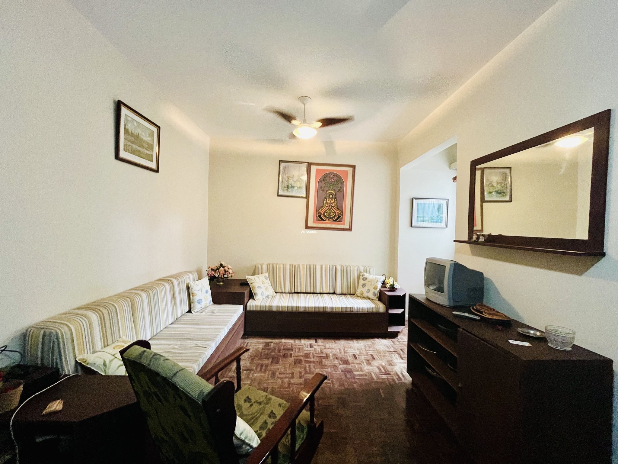 Sala Comercial de 1 Quarto à Venda no Centro - Guarapari - Espírito Santo - Brasil - 1