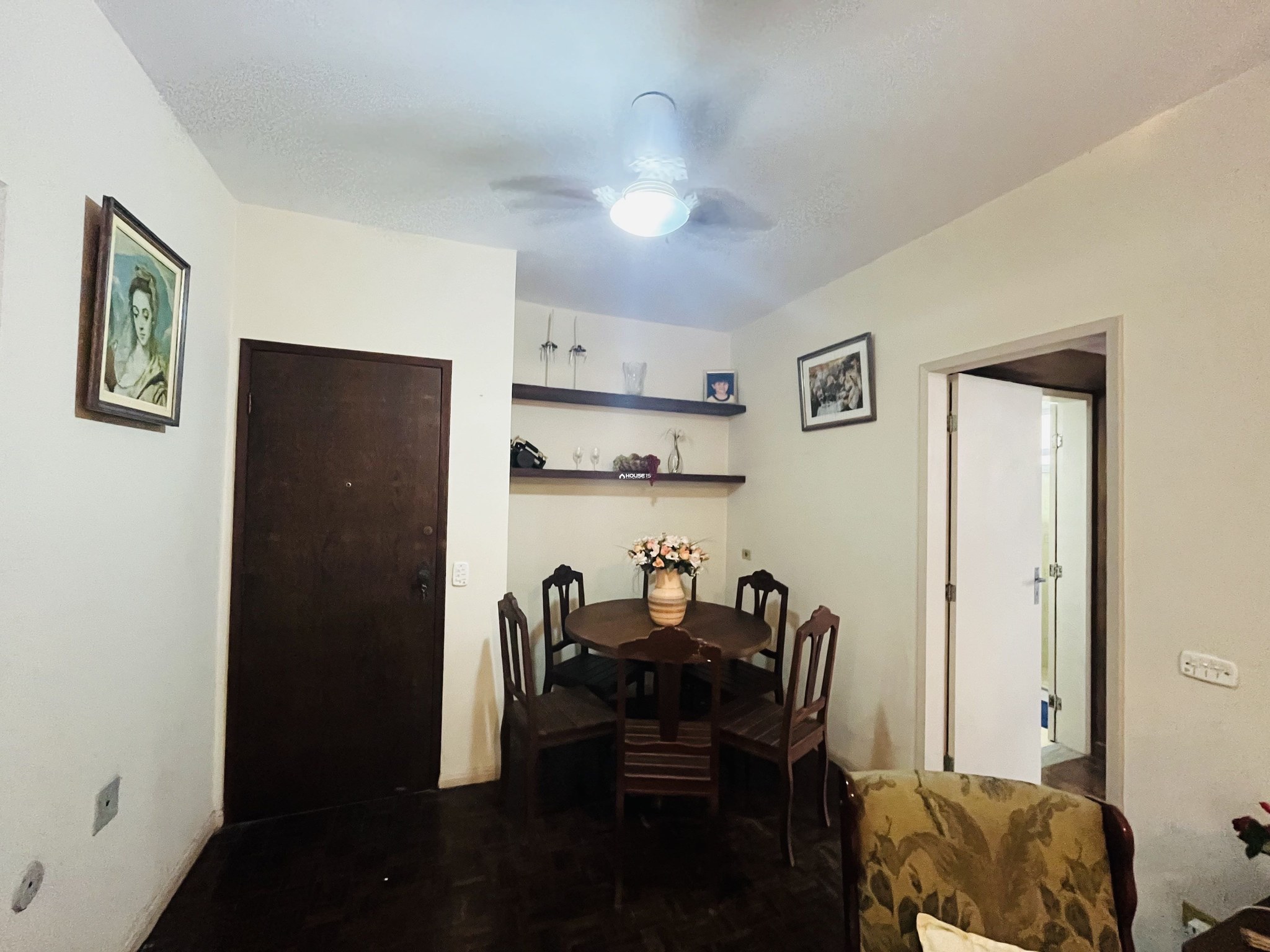 Sala Comercial de 1 Quarto à Venda no Centro - Guarapari - Espírito Santo - Brasil - 3