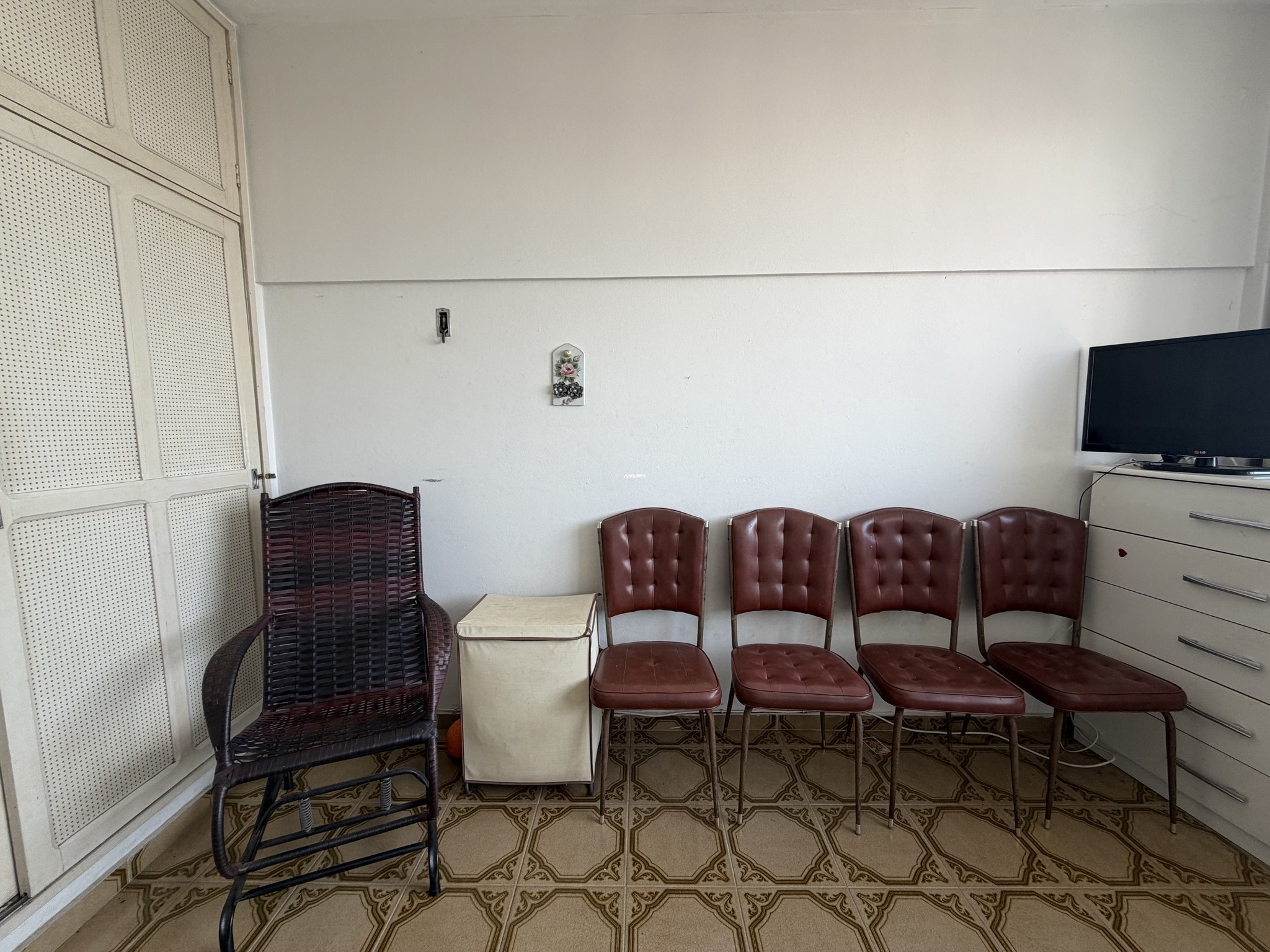 Sala Comercial de 1 Quarto à Venda no Centro - Guarapari - Espírito Santo - Brasil - 3