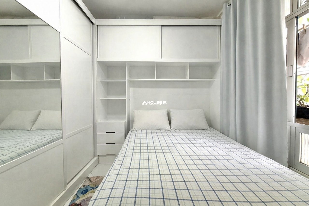 Sala Comercial de 1 Quarto à Venda no Centro - Guarapari - Espírito Santo - Brasil - 2