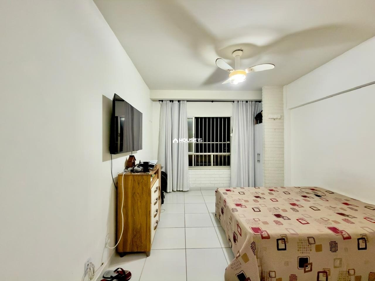 Sala Comercial de 1 Quarto à Venda no Centro - Guarapari - Espírito Santo - Brasil - 8