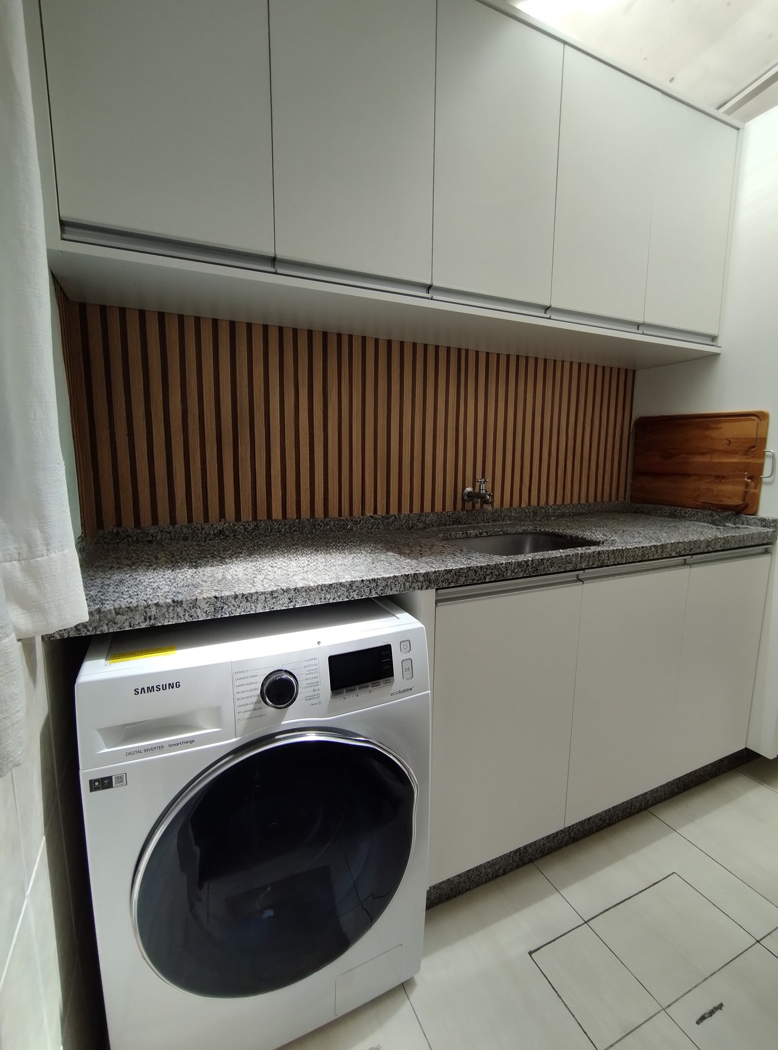 Maison Triplex de 4 Chambres à Vendre au Centre de Pinhais - PR - Brésil - 6