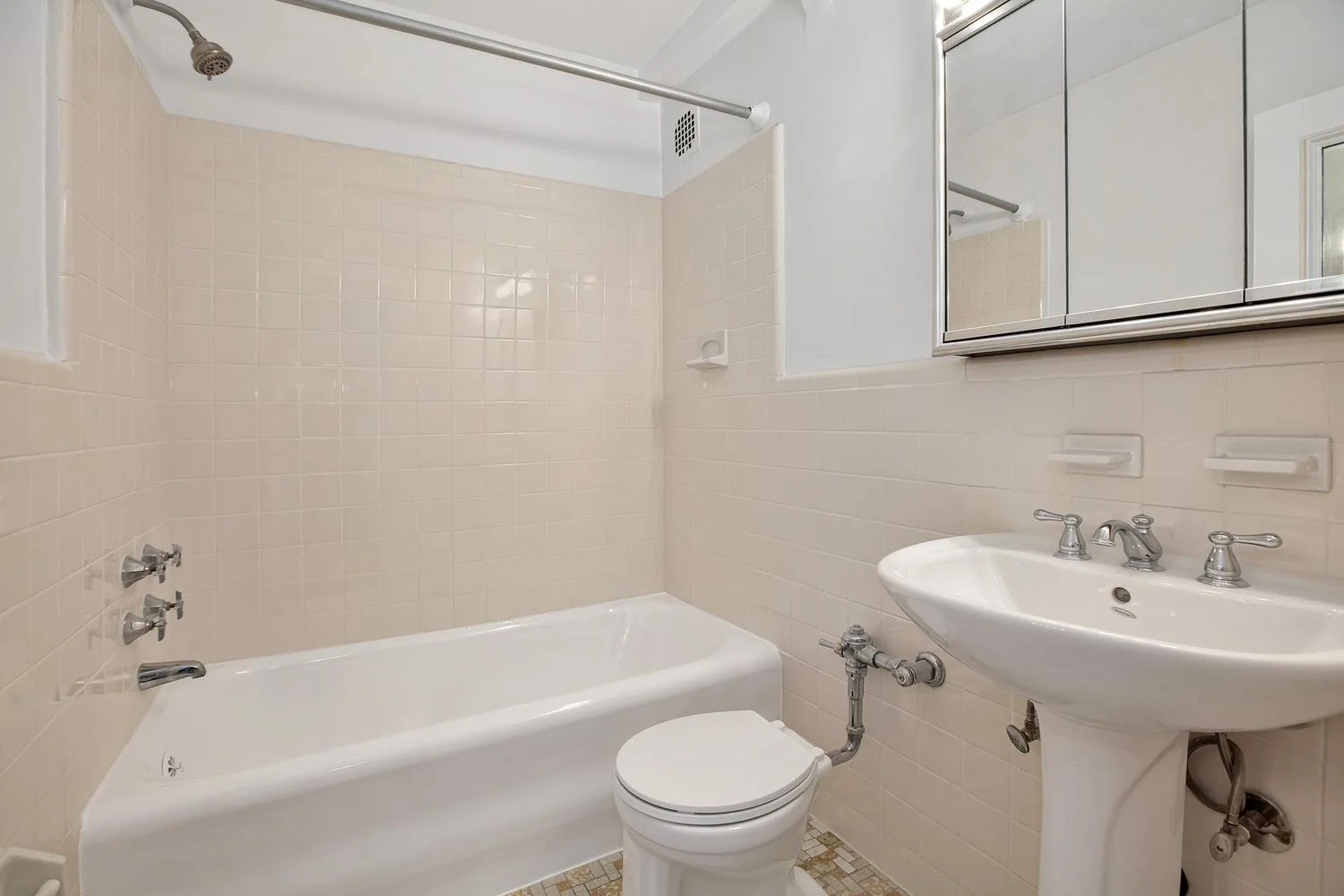 Studio à Venda em Manhattan – 243 West End Avenue, Nova Iorque – NY - 3