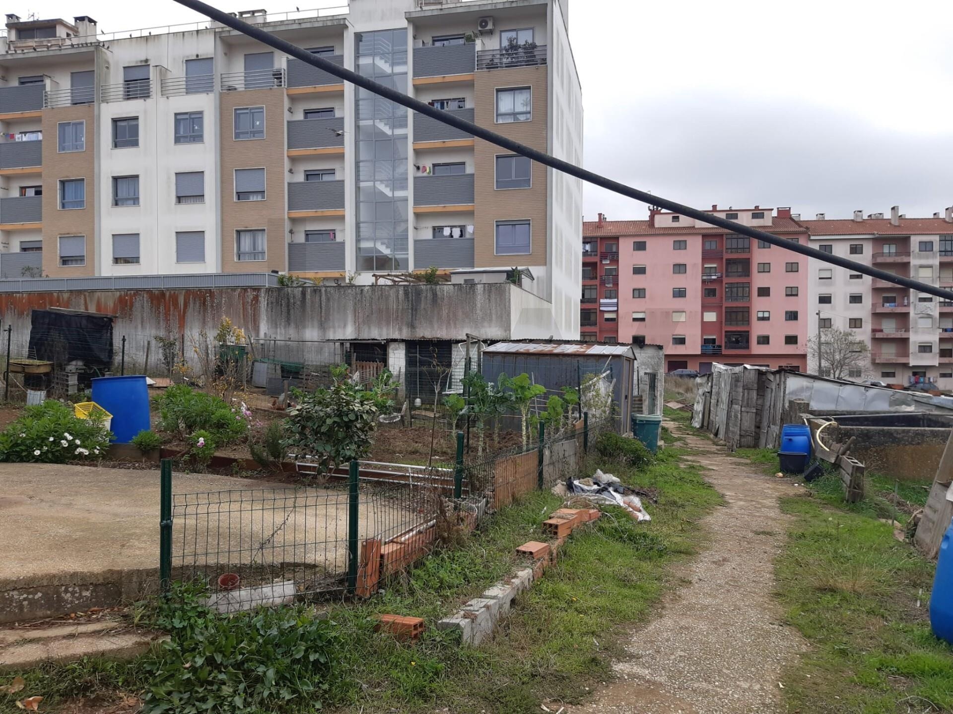 Terreno à Venda em Agualva-Cacém - Lisboa - Portugal - 1