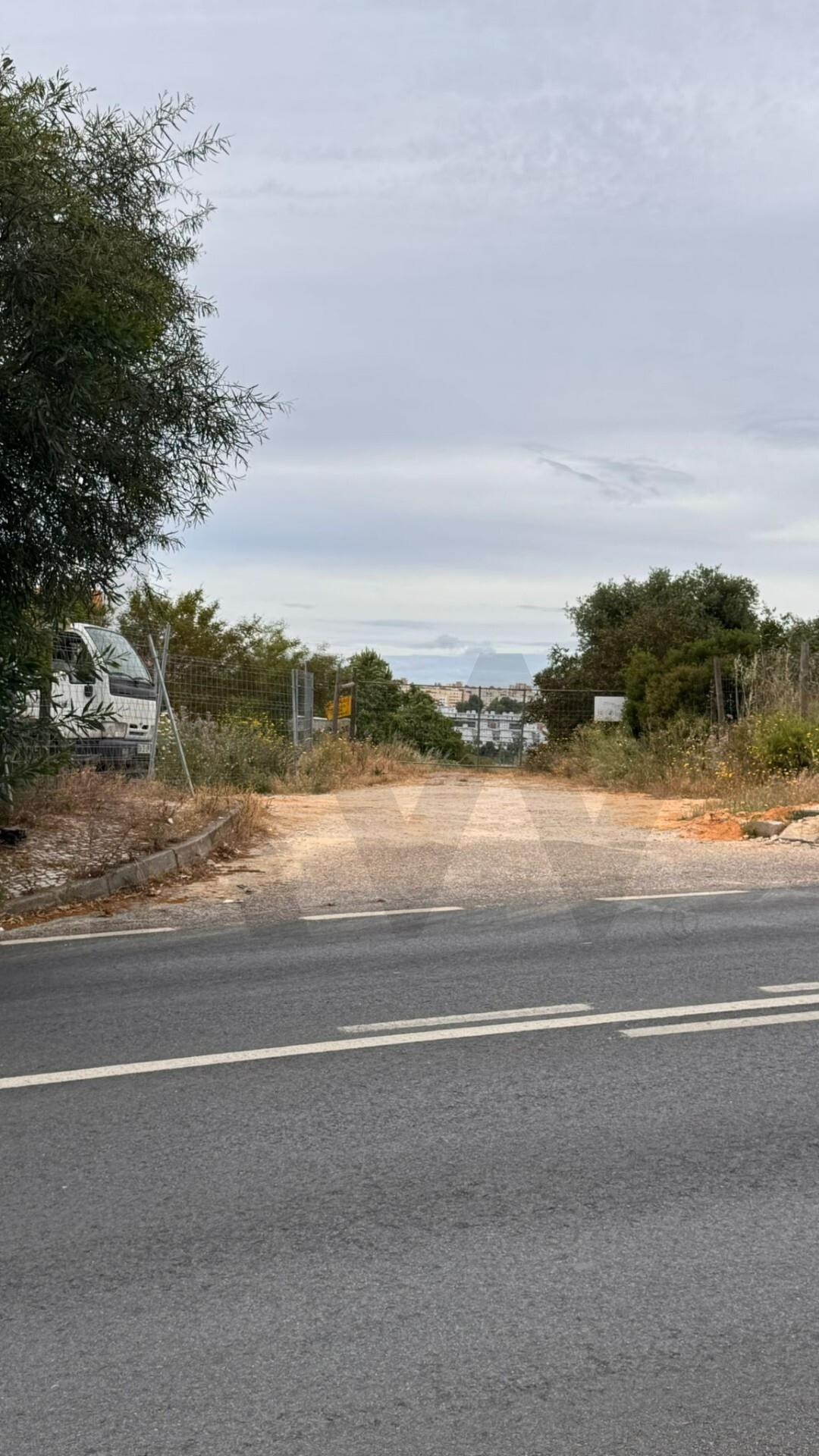 Terreno  à Venda em Almada - Setúbal - Portugal - 6