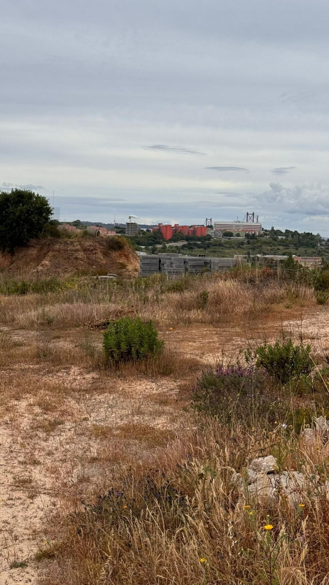 Terreno  à Venda em Almada - Setúbal - Portugal - 7
