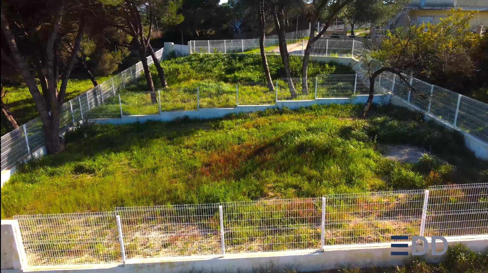Terreno  à Venda em Almada - Setúbal - Portugal - 2