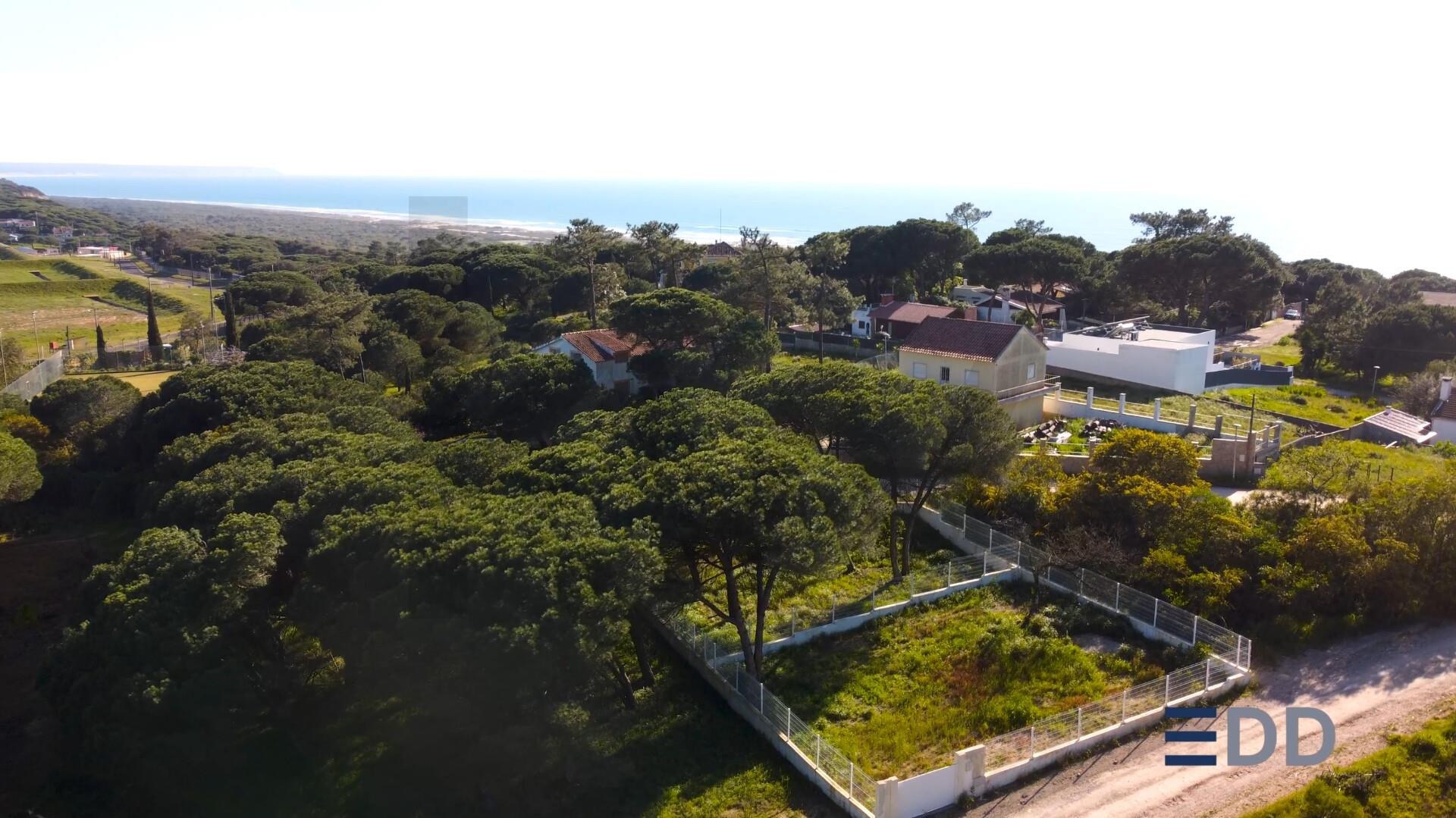 Terreno  à Venda em Almada - Setúbal - Portugal - 7