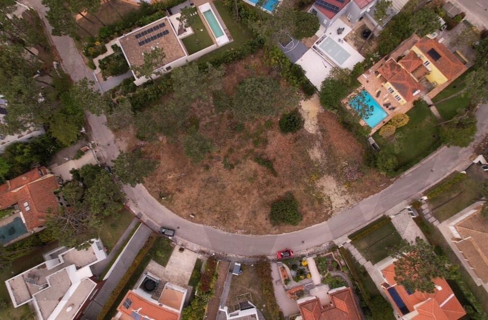 Terreno  à Venda em Almada - Setúbal - Portugal - 4