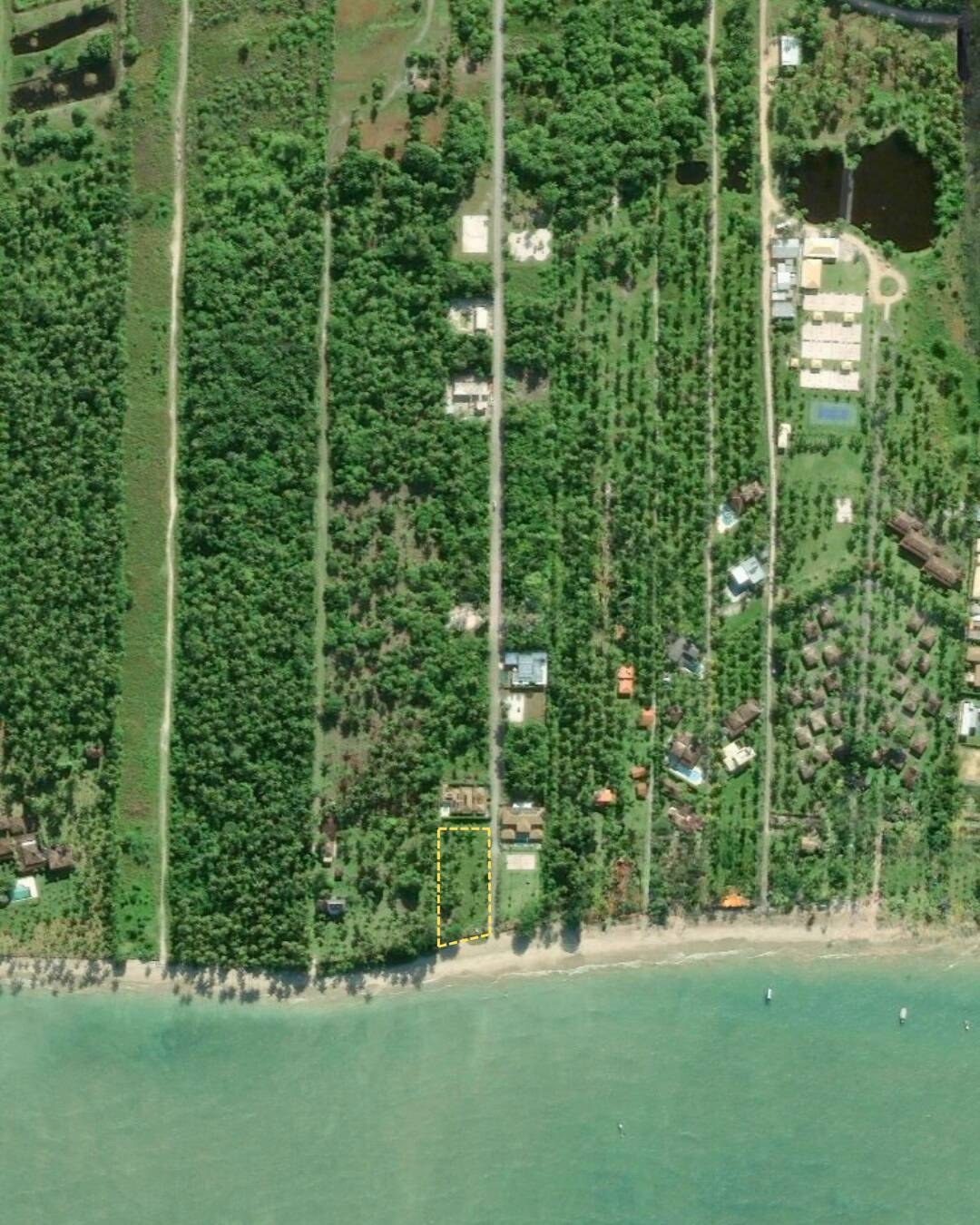 Terreno à Venda em Cairu - Bahia - Brasil - 4