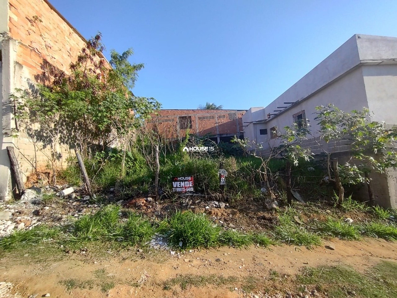 Terreno à Venda em Ipiranga - Guarapari - Espírito Santo - Brasil - 2
