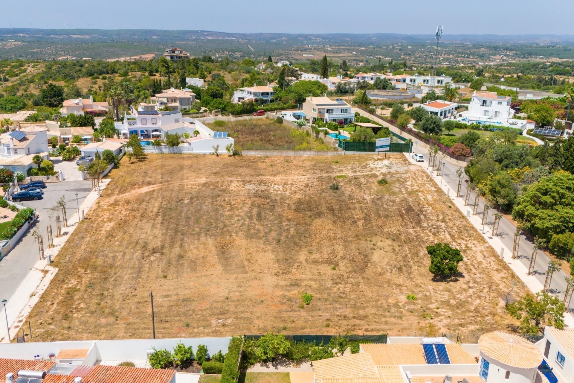 Land Plot for Sale in Praia da Luz - Algarve - Portugal - 8