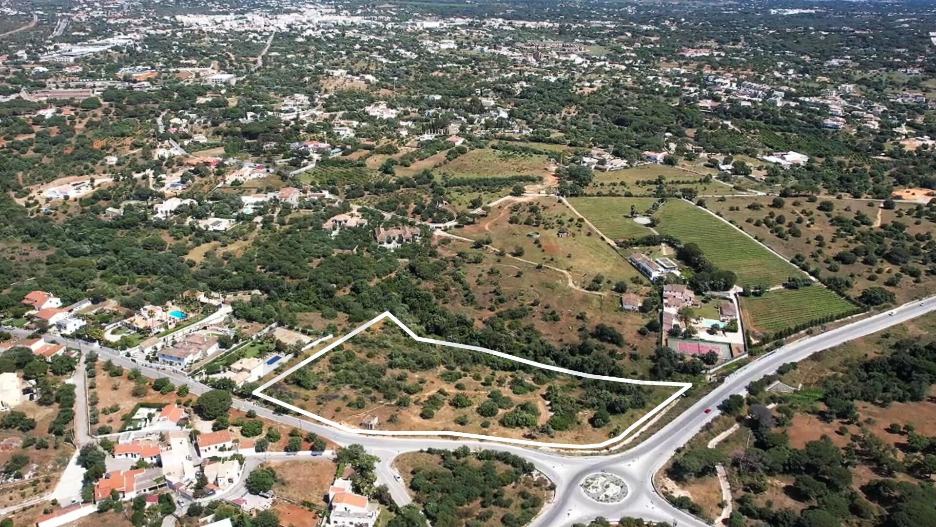 Terreno à Venda em Quarteira - Algarve - Portugal - 2