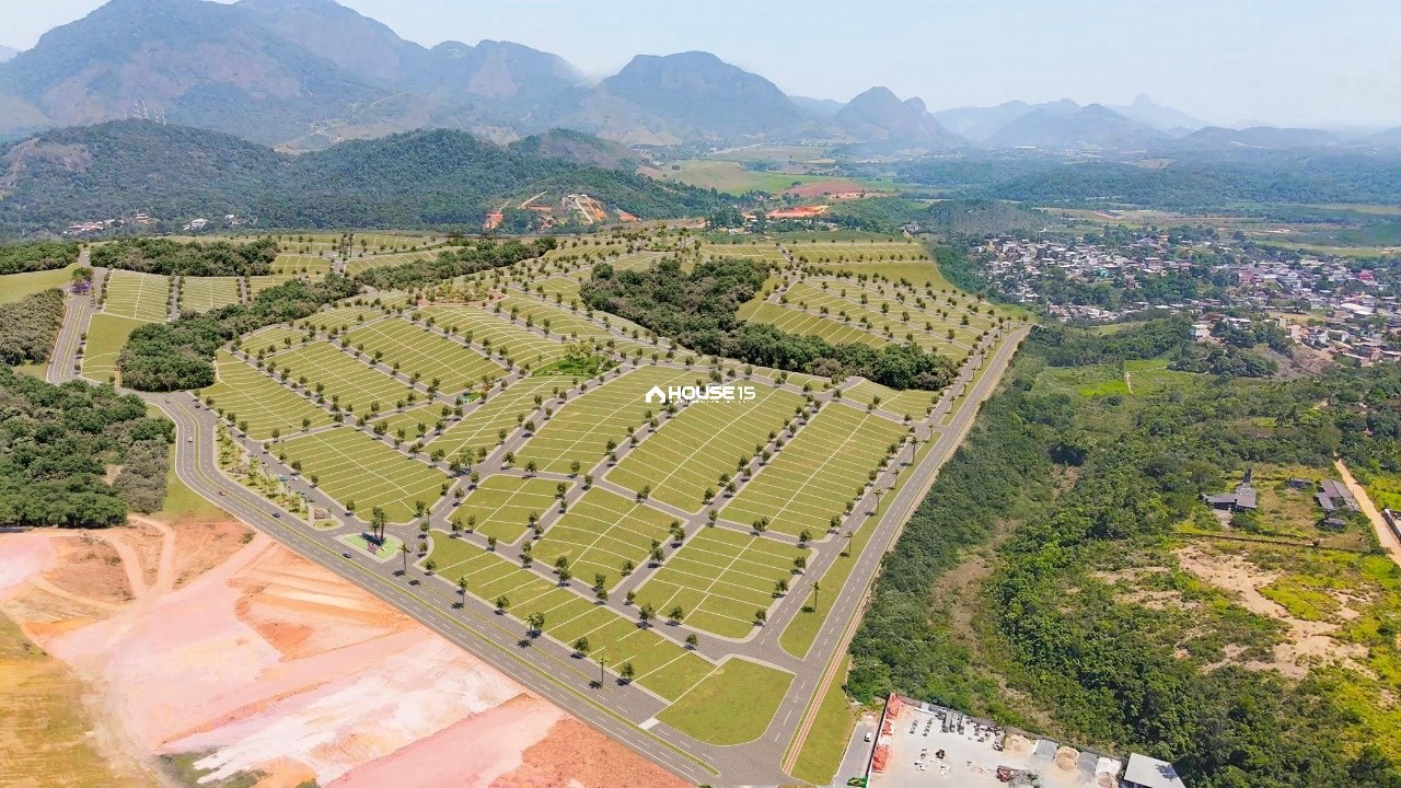 Terreno à Venda em Santa Rosa - Guarapari - Espírito Santo - Brasil - 2