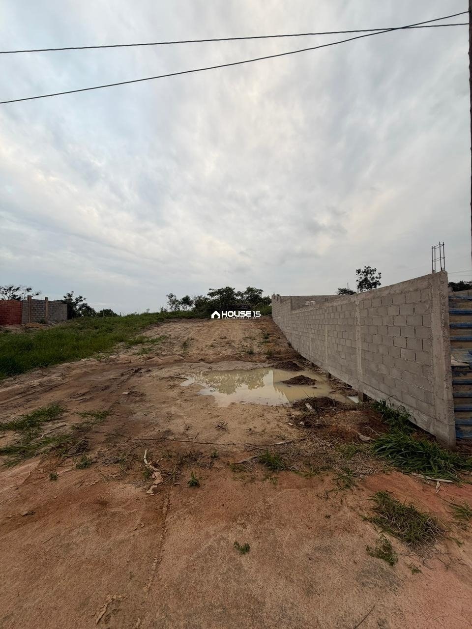 Terreno à Venda em Setiba - Guarapari - Espírito Santo - Brasil - 3