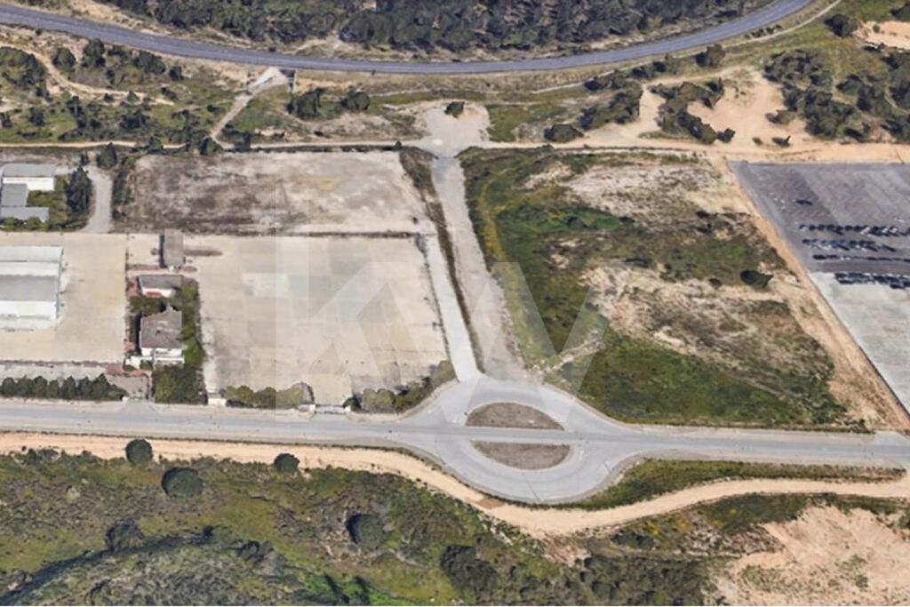 Terreno à Venda em Setúbal - Portugal - 3