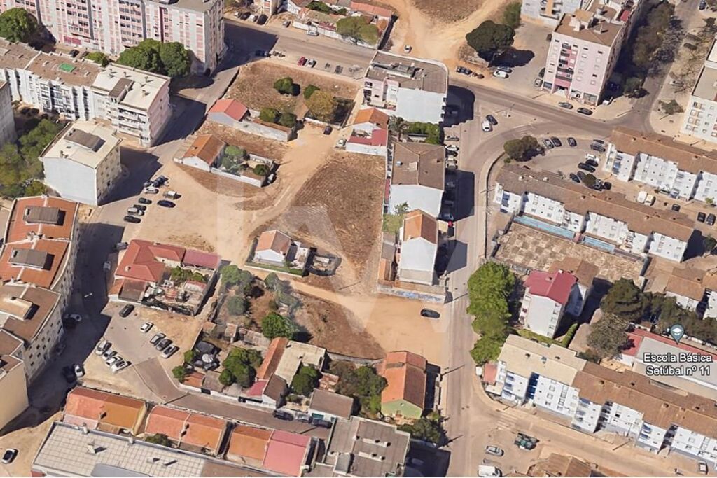 Terreno à Venda em Setúbal - Portugal - 4