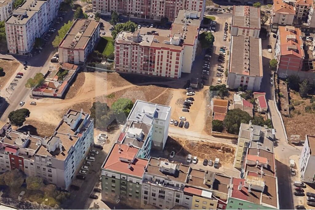 Terreno à Venda em Setúbal - Portugal - 5
