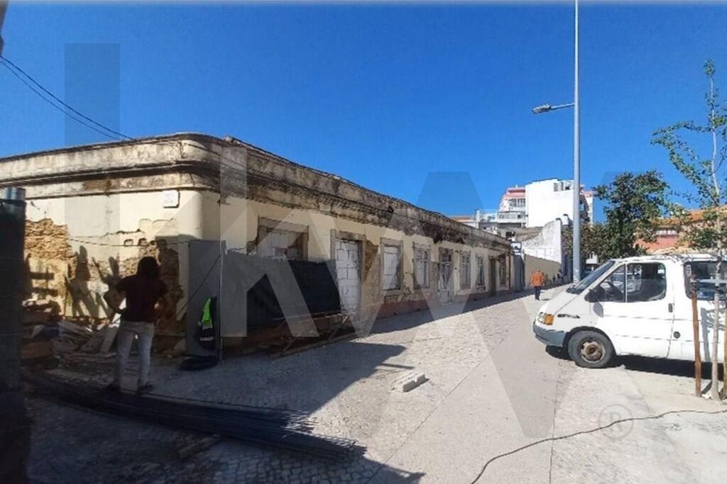 Terreno à Venda em Setúbal - Portugal - 3