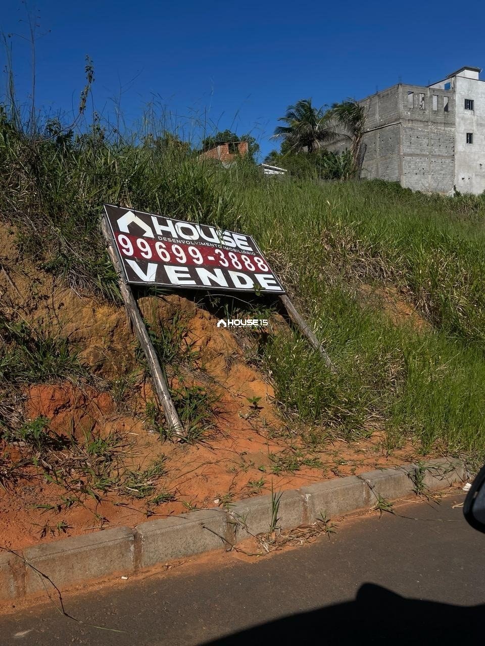 Terreno à Venda no Bairro de Fatima cidade Jardim - Guarapari - Espírito Santo - Brasil - 3