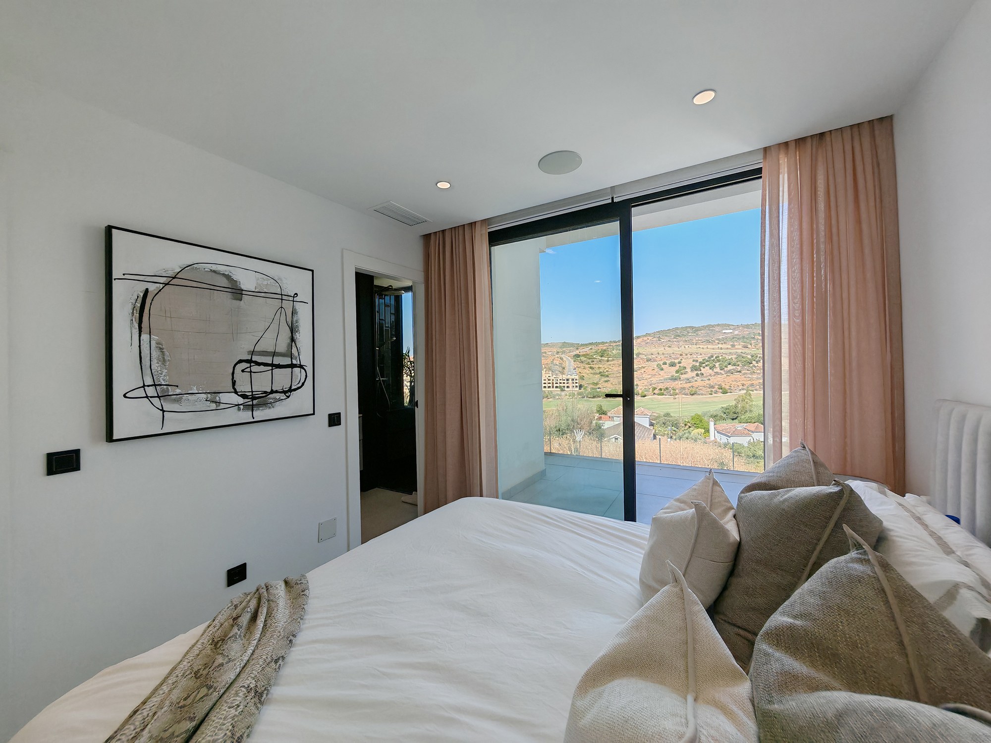 Villa com 5 Quartos à Venda em Estepona - Costa del Sol - 4