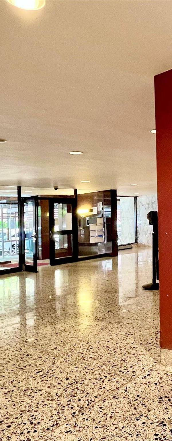 Apartamento à Venda em Flushing - Nova Iorque - EUA
