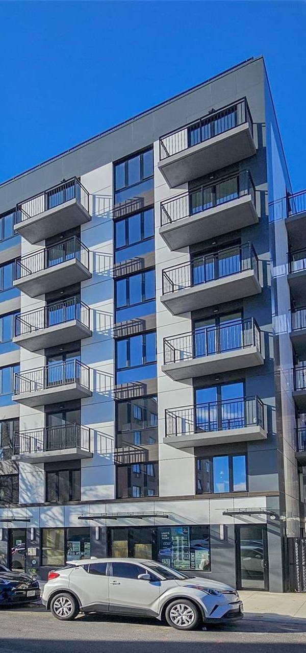 Edificio Residencial y Comercial en Venta en Nueva York, EE. UU.