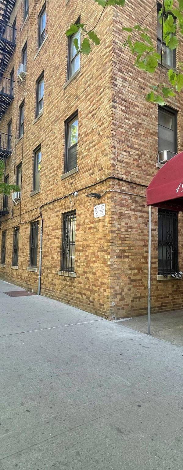 Apartamento de 1 Dormitorio en Venta en Bronx - Nueva York - EE. UU.