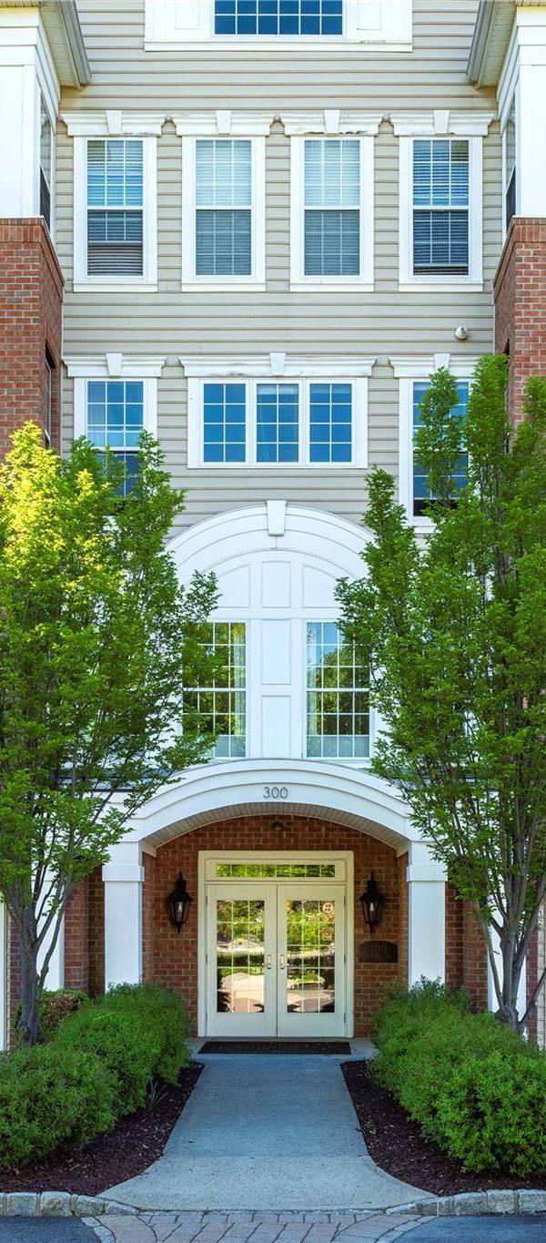 1 Bedroom Home for Sale in Fishkill - New York - USA