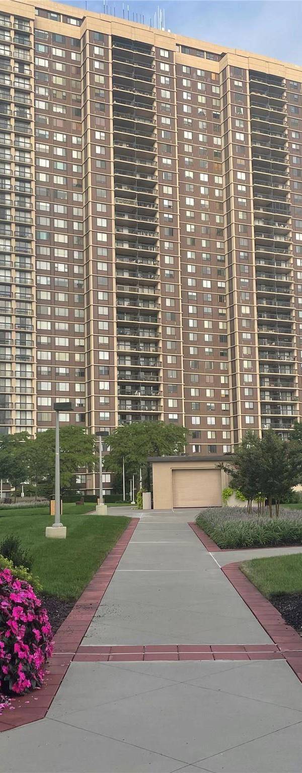 Apartamento com 1 Quartos à Venda em Floral Park - Nova Iorque - EUA