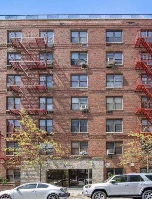 Apartamento com 1 Quartos à Venda em Flushing - Nova Iorque - EUA