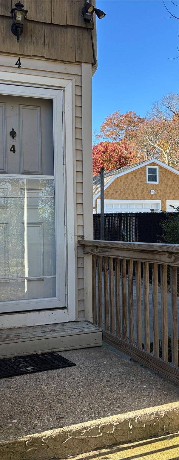 Apartamento de 1 Dormitorio en Venta en Hampton Bays - Nueva York - EE. UU.