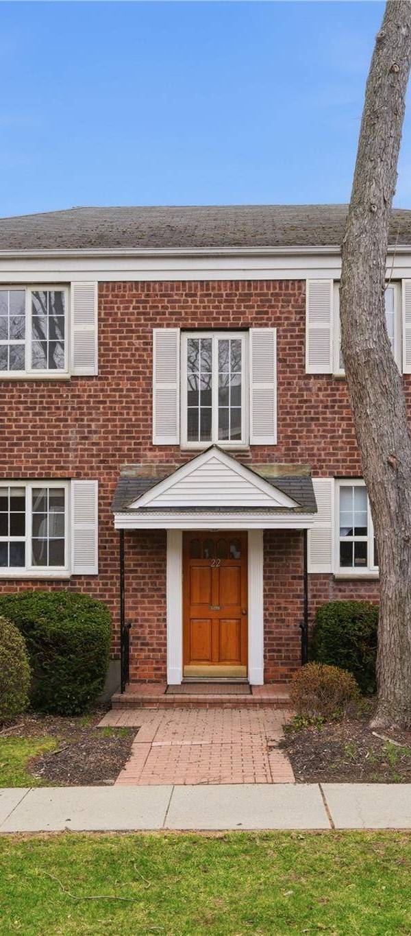 Apartamento de 1 Dormitorio en Venta en Huntington - Nueva York - EE. UU.
