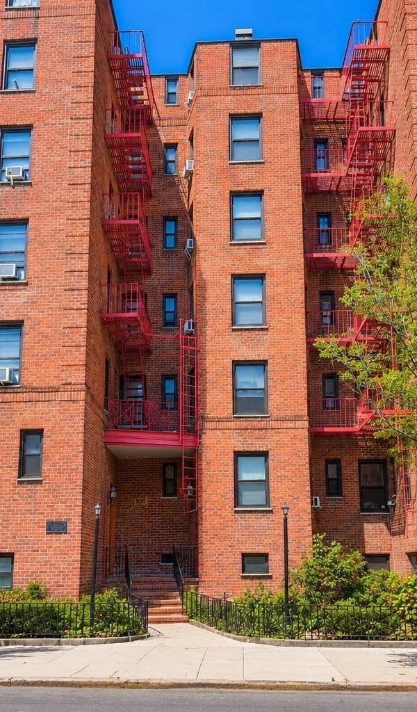 Apartamento com 1 Quartos à Venda em Jackson Heights - Nova Iorque - EUA