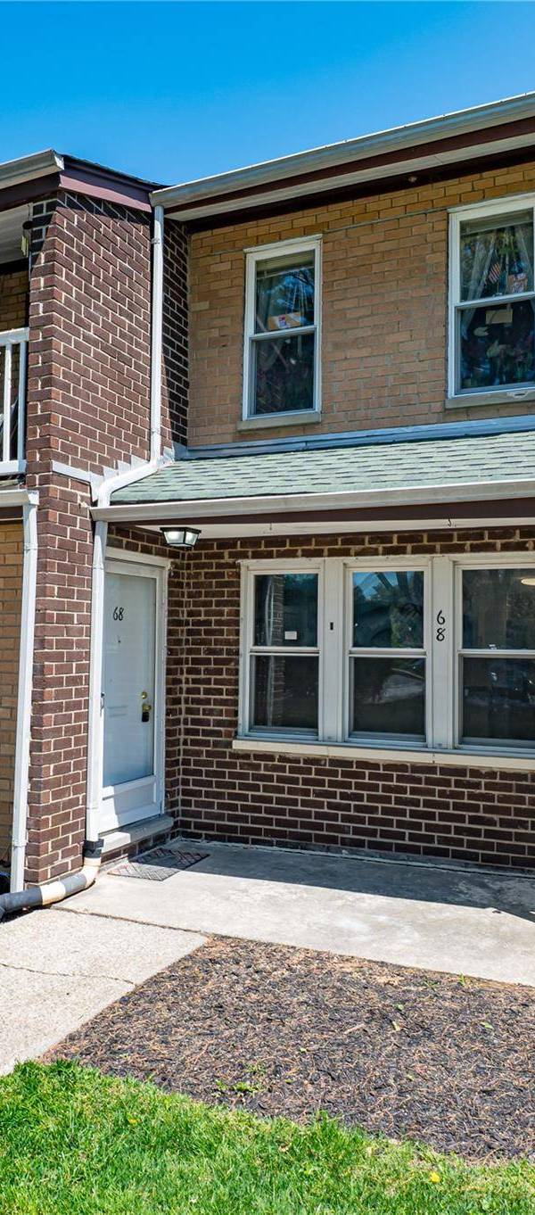1 Bedroom Home for Sale in Middle Island - New York - USA