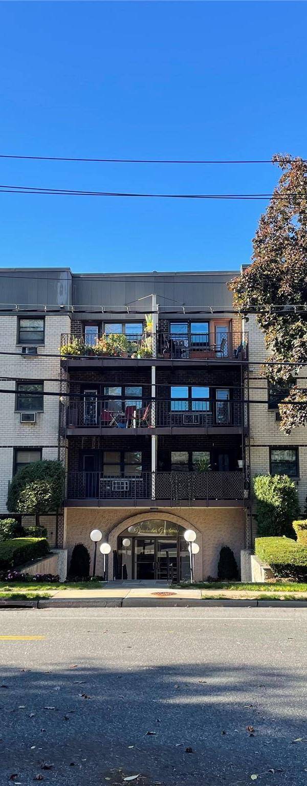 Apartamento com 1 Quartos à Venda em New Rochelle - Nova Iorque - EUA