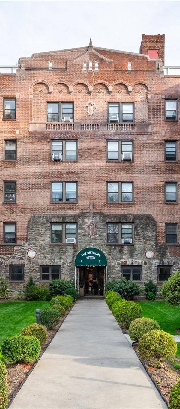 Apartamento de 1 Dormitorio en Venta en Pelham - Nueva York - EE. UU.