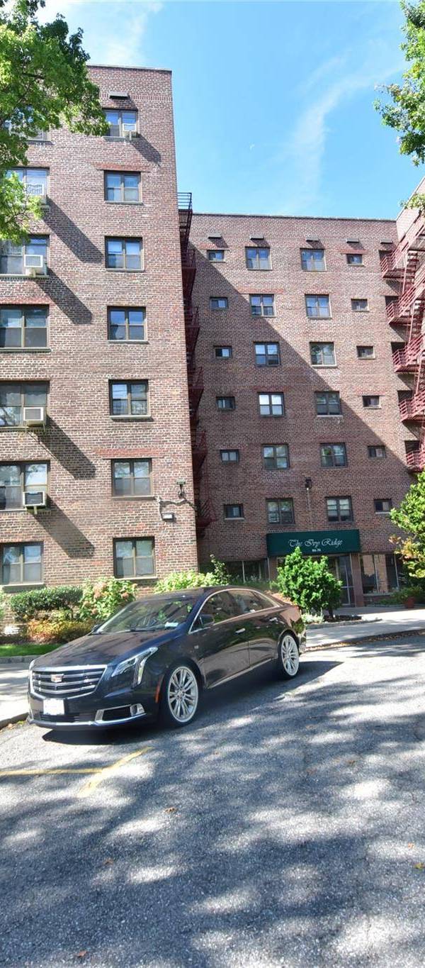 Apartamento com 1 Quartos à Venda em Queens Village - Nova Iorque - EUA