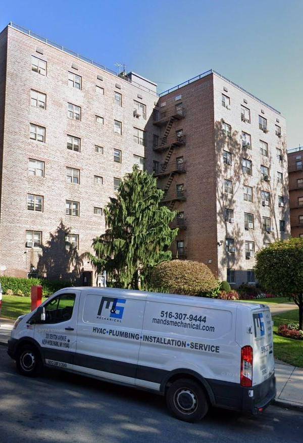 Apartamento com 1 Quartos à Venda em Queens Village - Nova Iorque - EUA