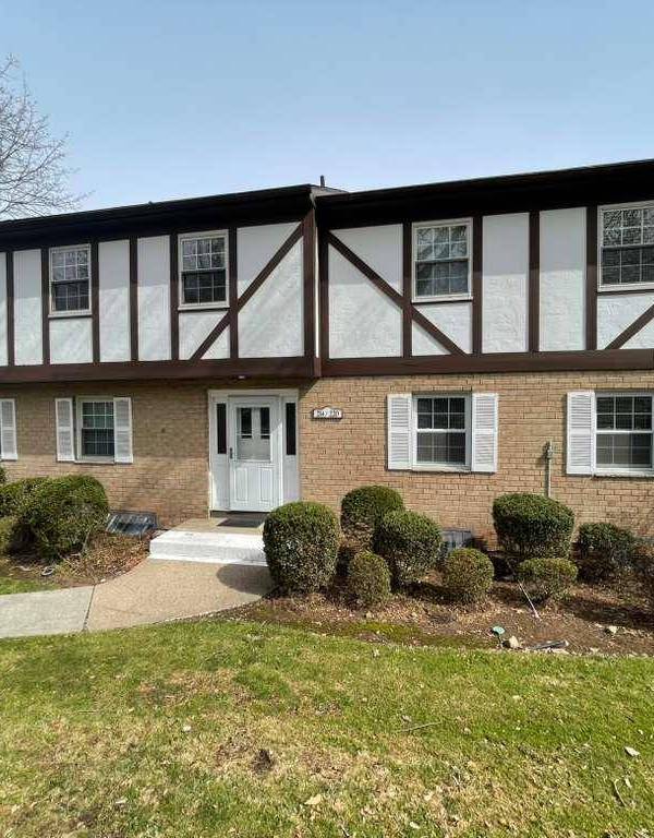 Apartamento con 1 Dormitorio en Venta en Suffern - Nueva York - EE. UU.