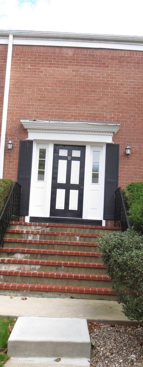 Apartamento con 1 Dormitorio en Venta en Suffern - Nueva York - EE. UU.