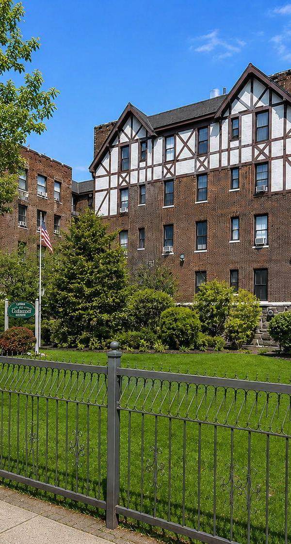 Apartamento de 1 Dormitorio en Venta en Whitestone - Nueva York - EE. UU.