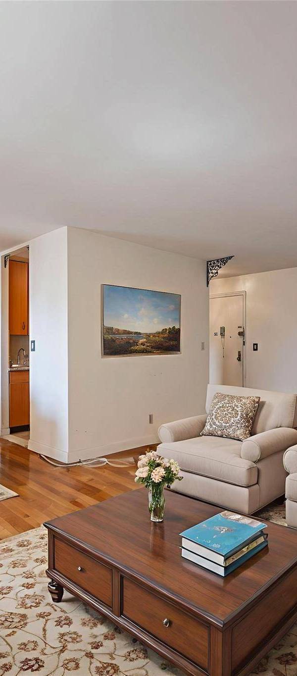 1 Bedroom Home for Sale in Yonkers - New York - USA
