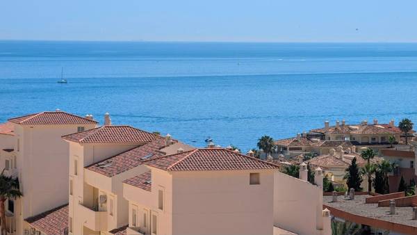 Appartement de 2 Chambres à Vendre à Benalmádena, Costa del Sol