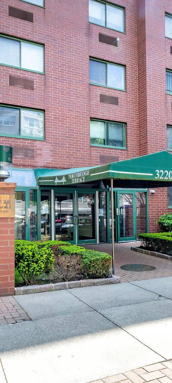 Apartamento de 2 Dormitorios en Venta en Bronx - Nueva York - EE. UU.
